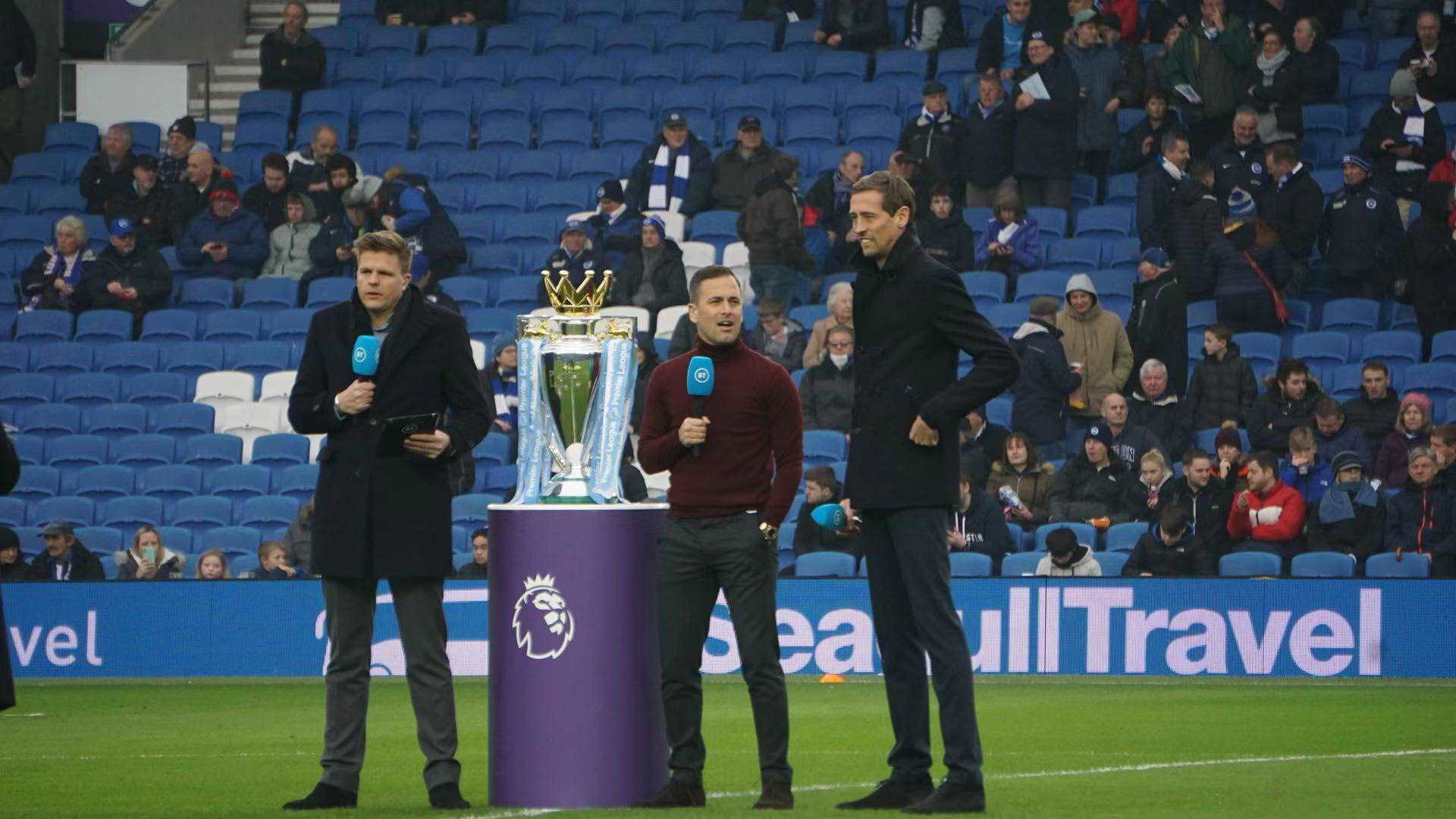 也展现了热 也展现了热