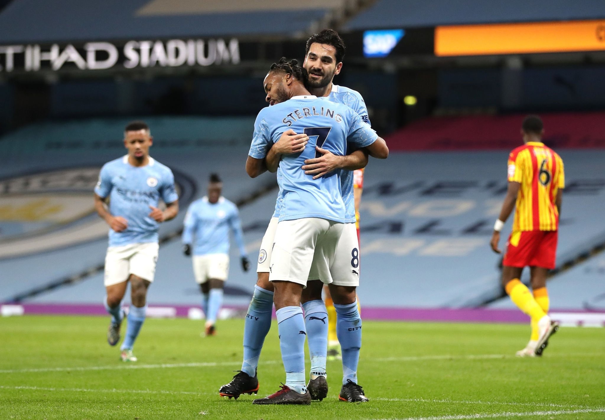 传言在不断 传言在不断