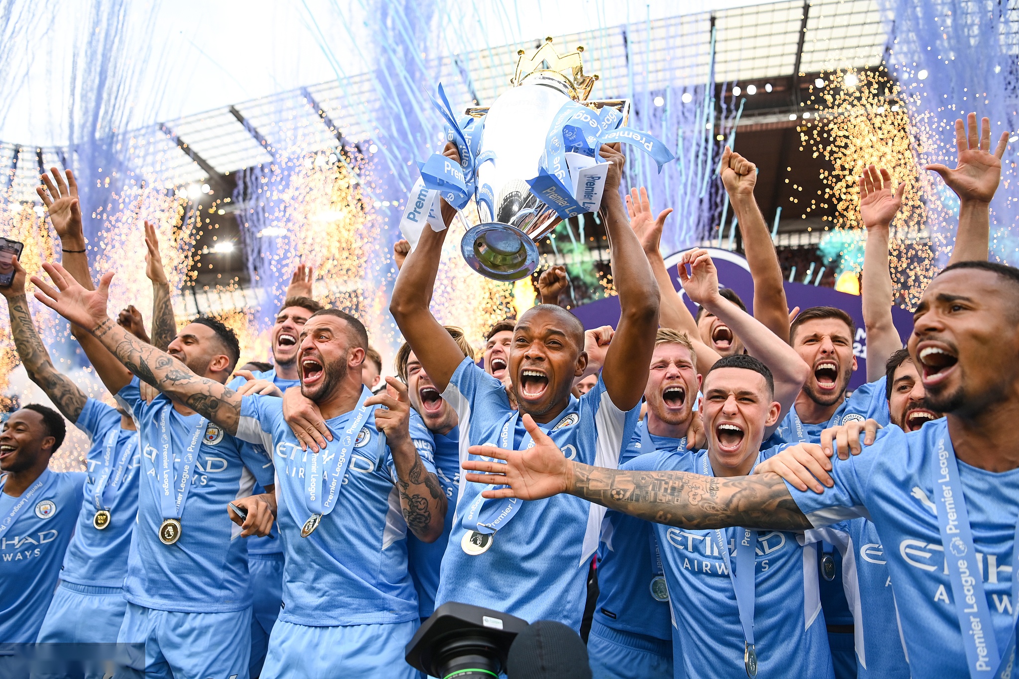 的阵容调整 的阵容调整